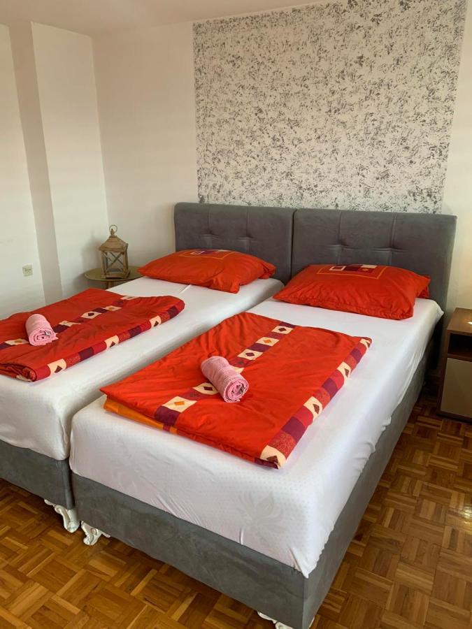 Guest House Husejn Dubrave Gornje Esterno foto